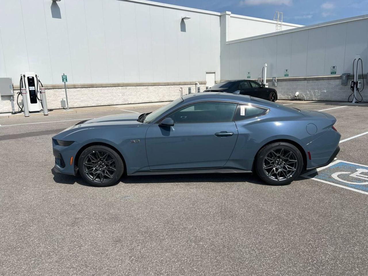 2025 Ford Mustang GT Fastback Photo7