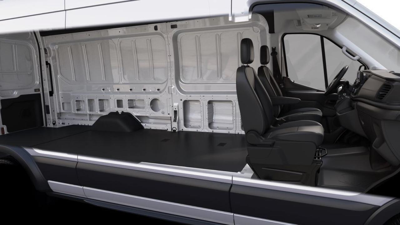 2025 Ford Transit Cargo Van Photo6