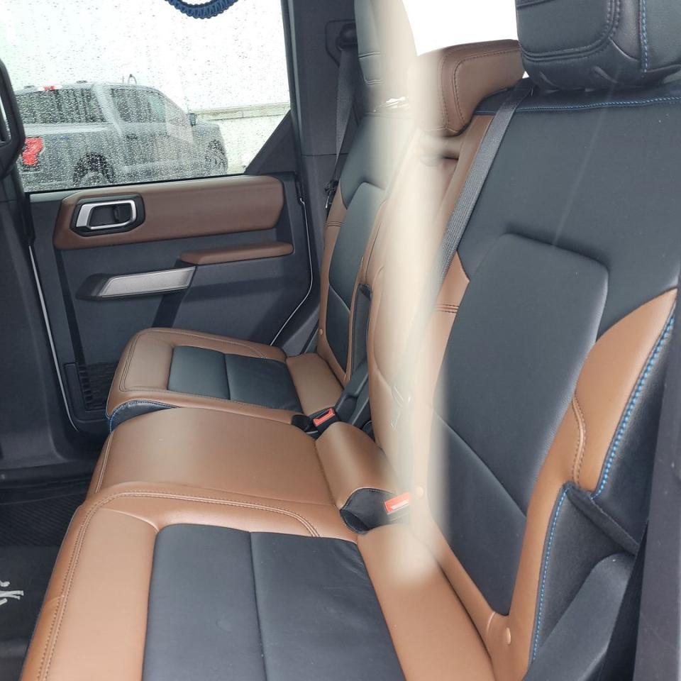 2021 Ford Bronco Outer Banks Photo30