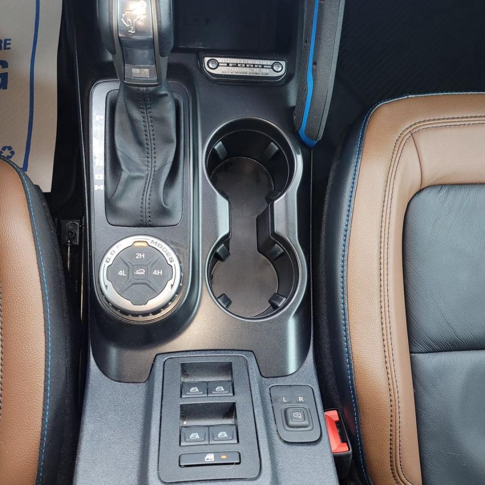 2021 Ford Bronco Outer Banks Photo37
