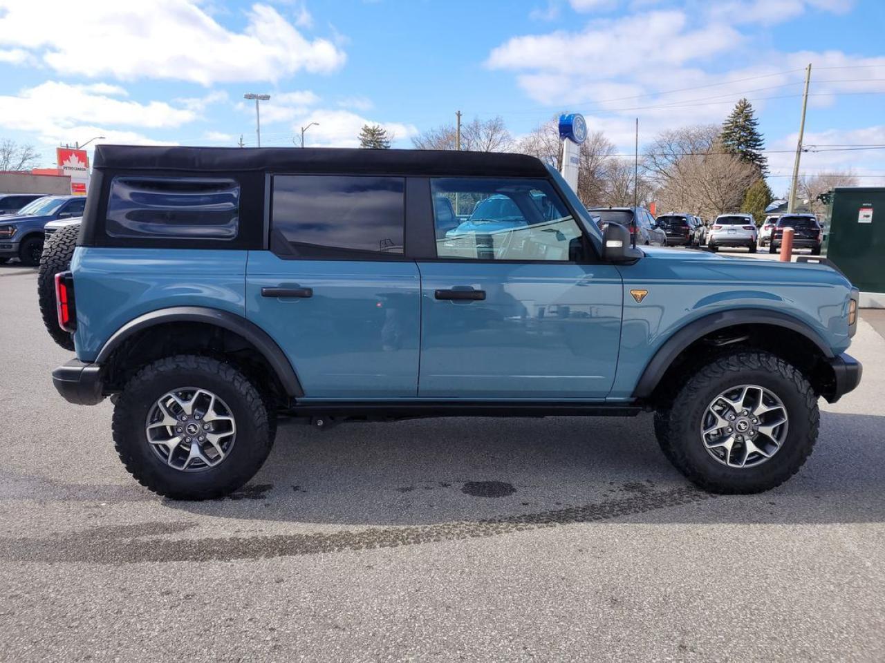 2023 Ford Bronco Badlands Photo27