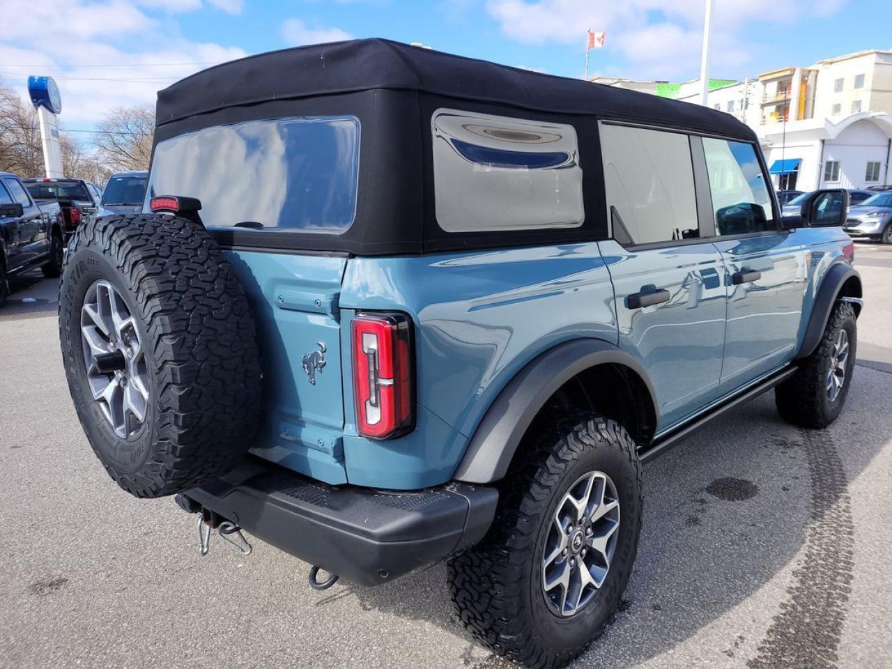 2023 Ford Bronco Badlands Photo26
