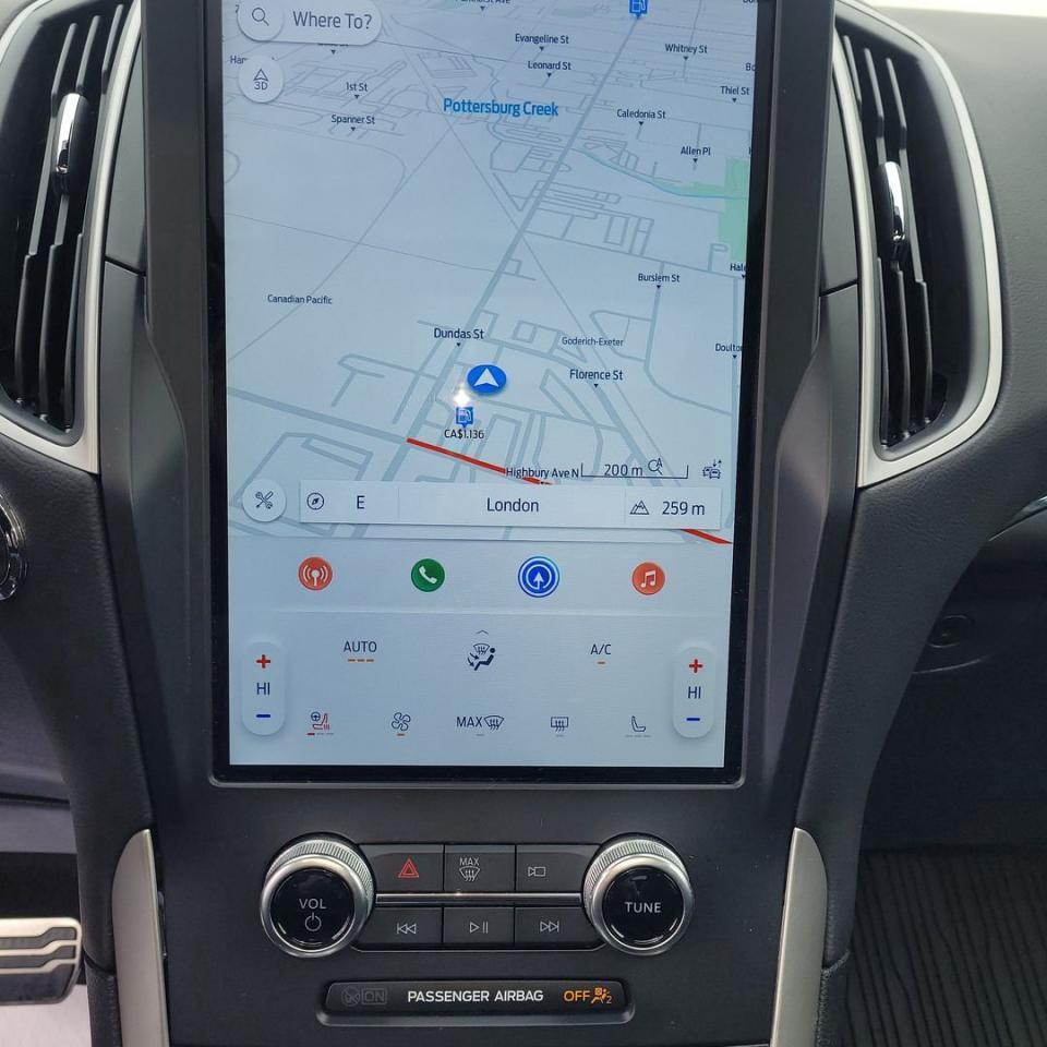 2024 Ford Edge ST Line Photo34