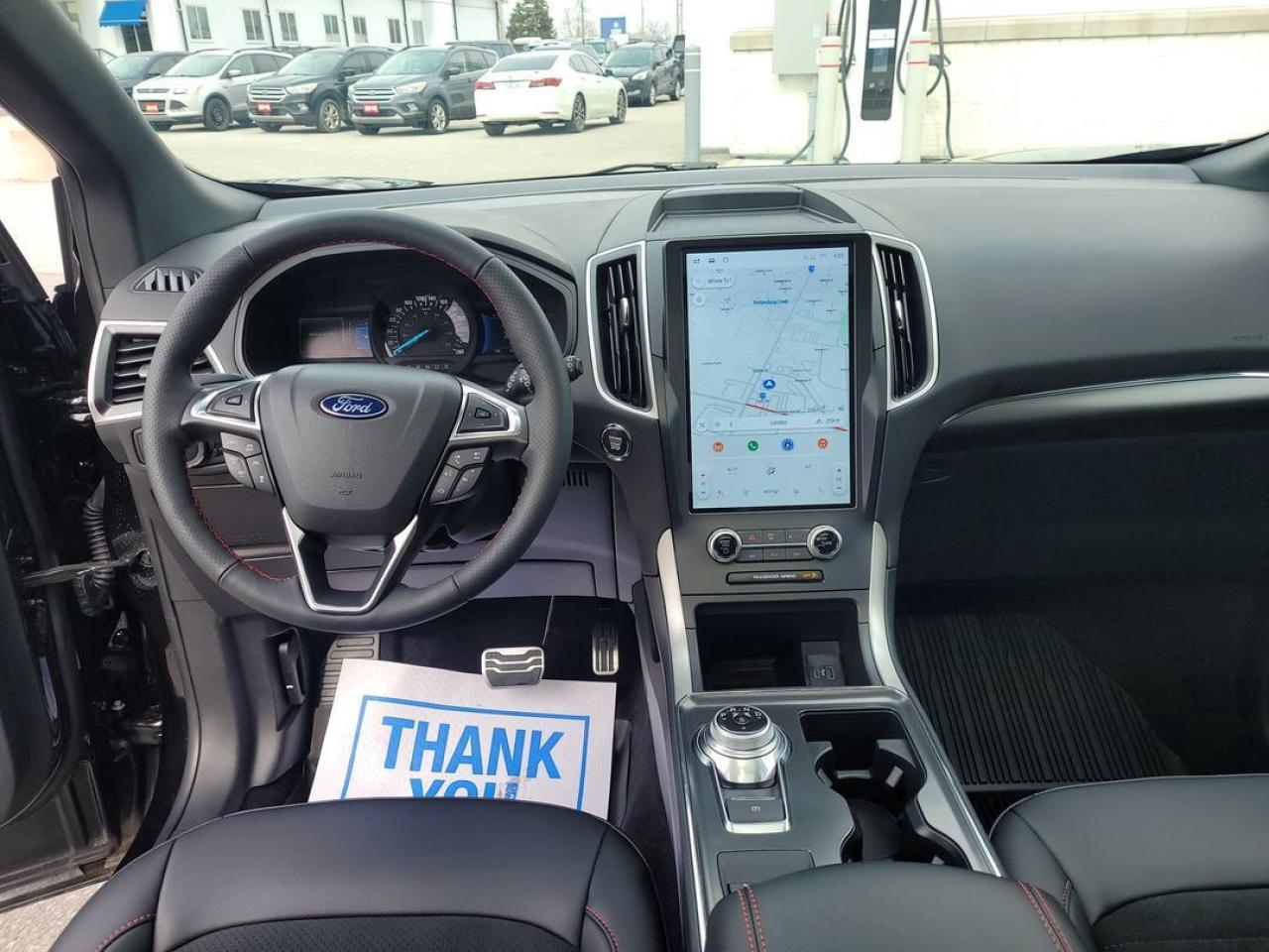 2024 Ford Edge ST Line Photo30