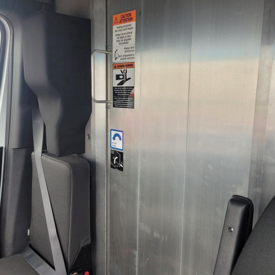2023 Mercedes-Benz Sprinter 2500 Photo13
