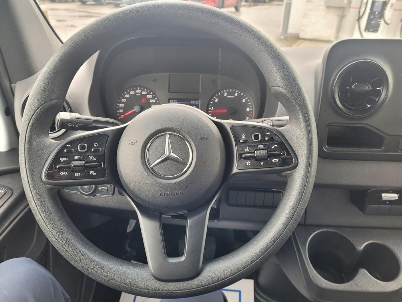2023 Mercedes-Benz Sprinter 2500 Photo28