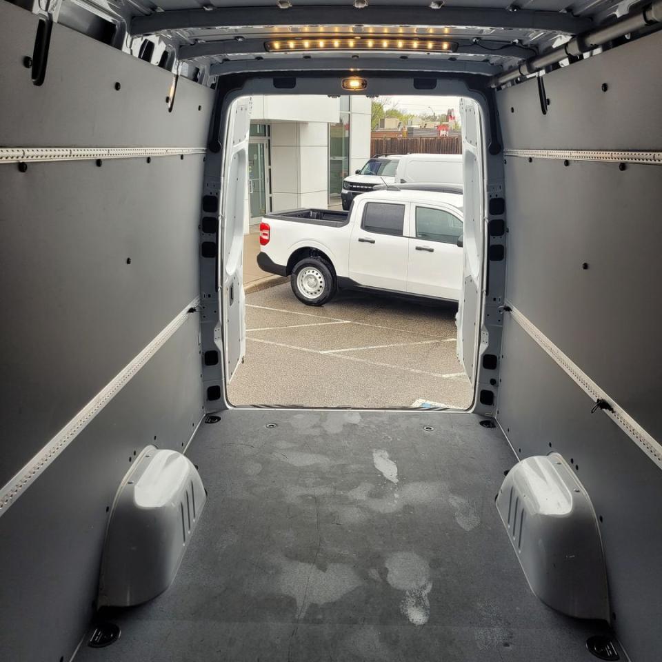 2023 Mercedes-Benz Sprinter 2500 Photo35