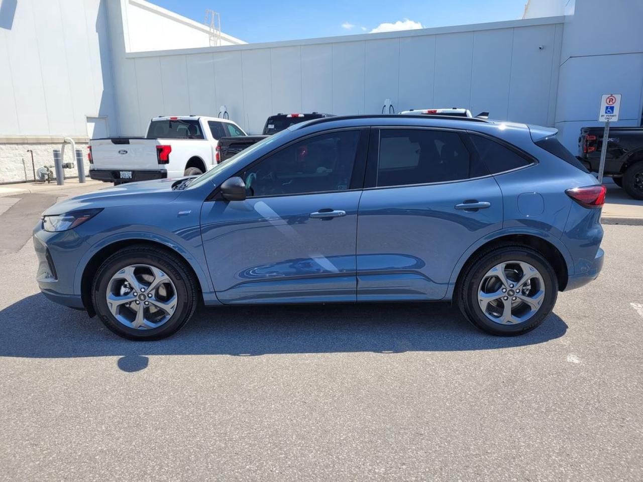 2024 Ford Escape ST-Line Photo20