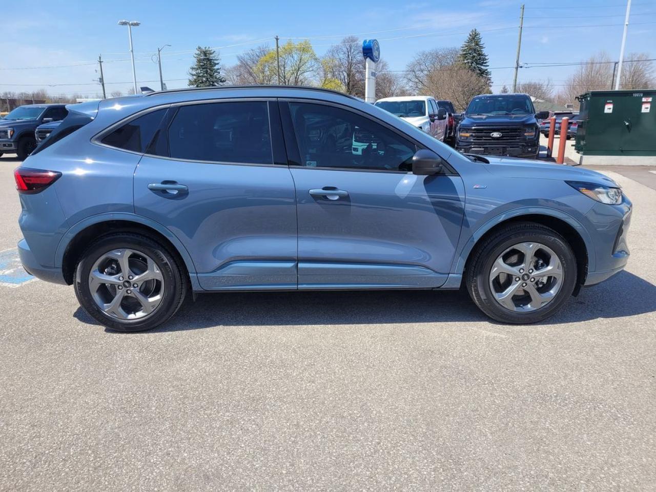 2024 Ford Escape ST-Line Photo24