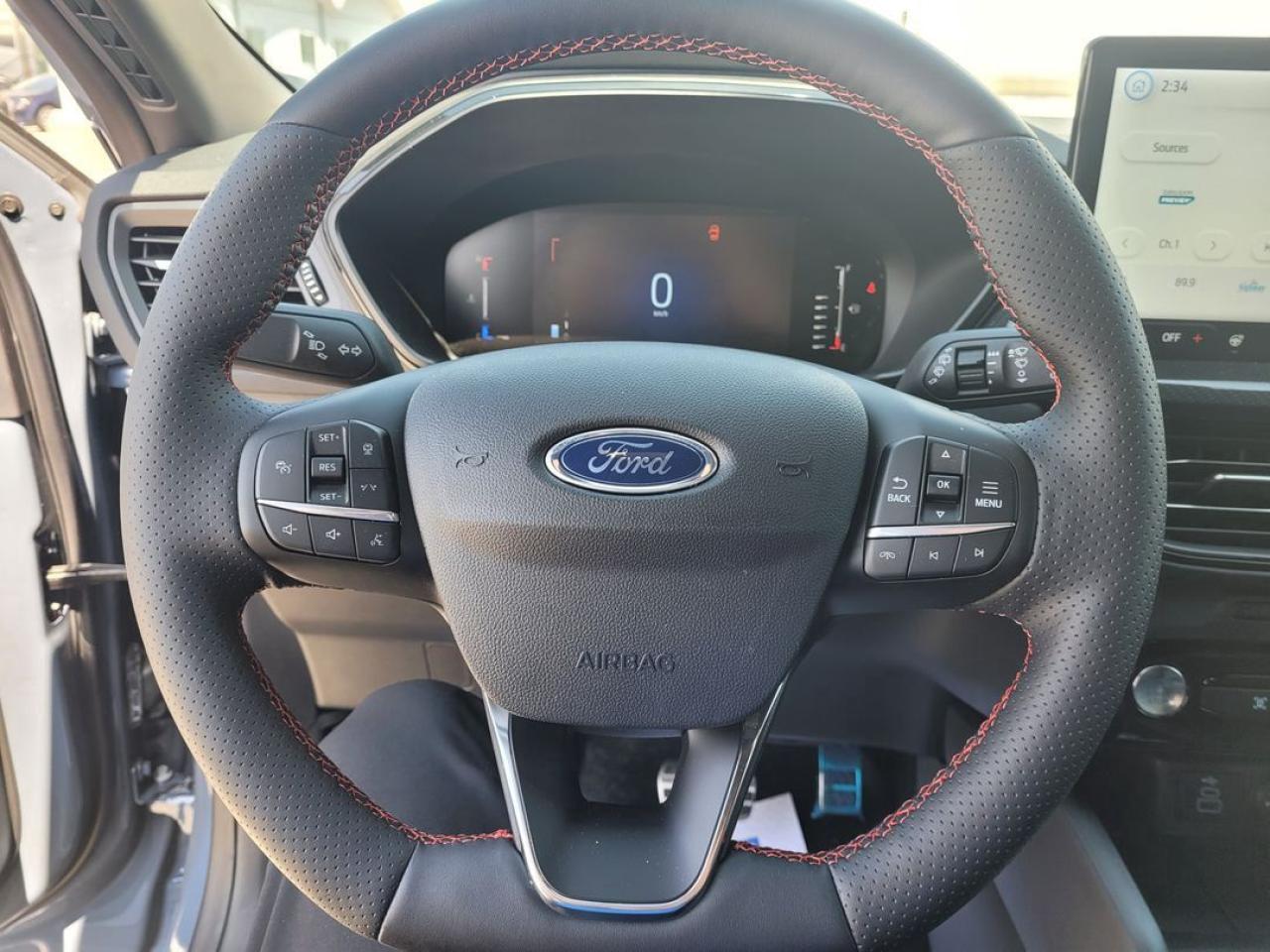 2024 Ford Escape ST-Line Photo32
