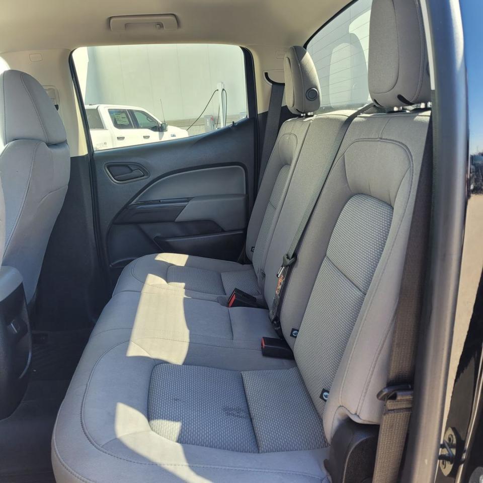 2022 GMC Canyon Elevation Standard Photo25