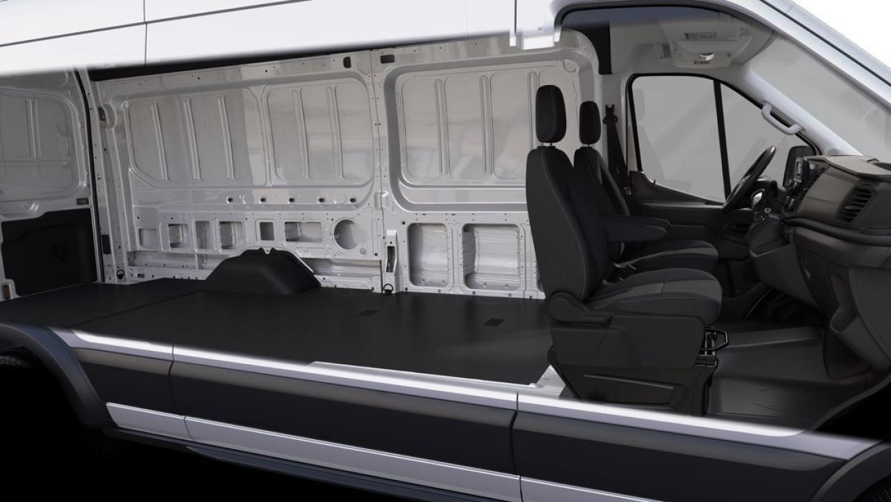 2025 Ford Transit Cargo Van Photo6