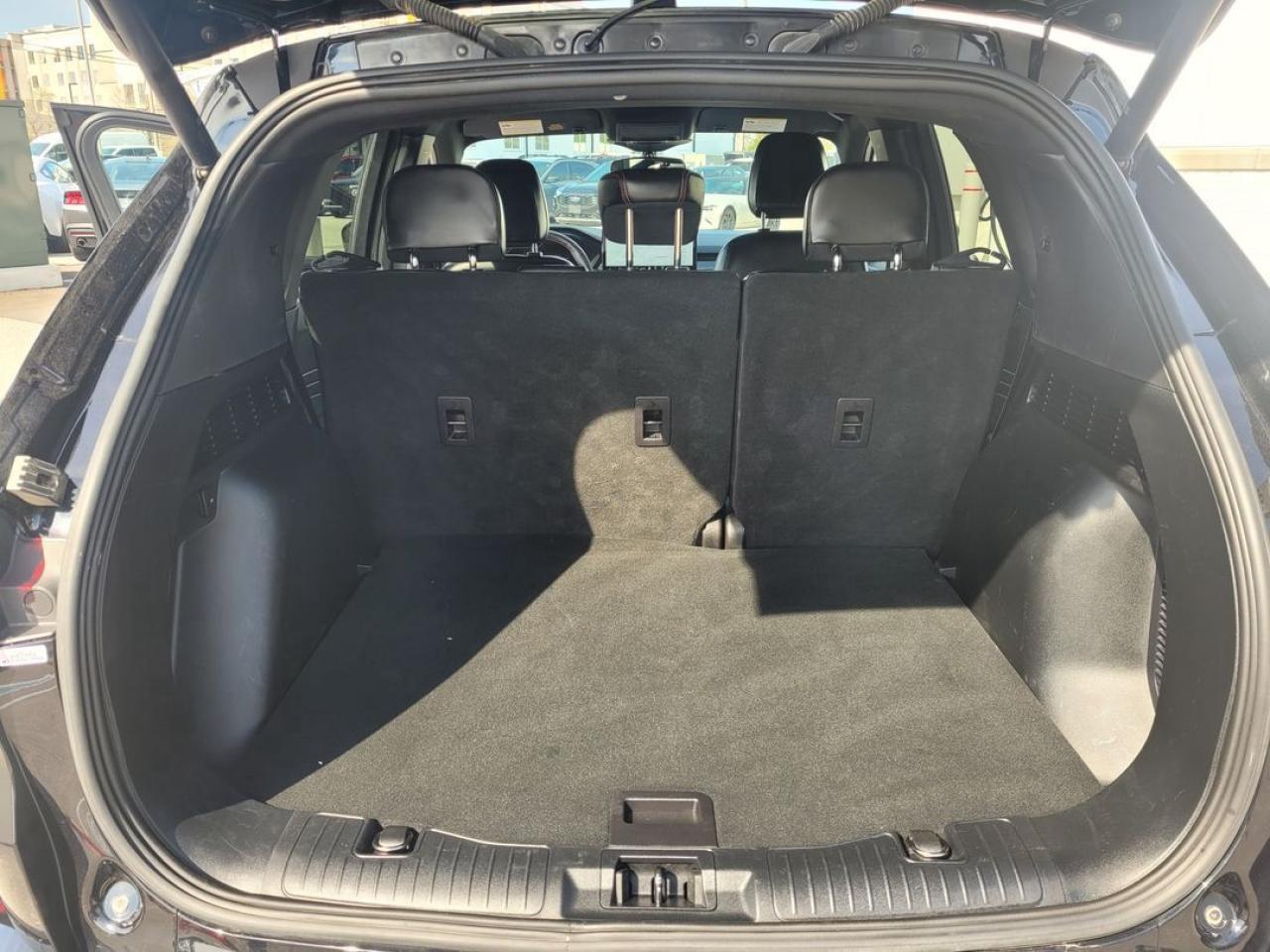2023 Ford Escape ST-Line Select Photo11