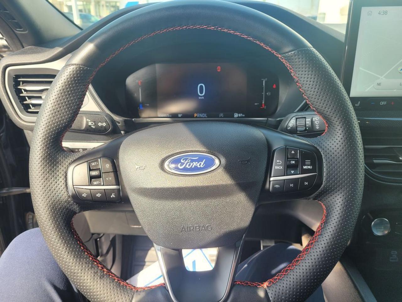 2023 Ford Escape ST-Line Select Photo30