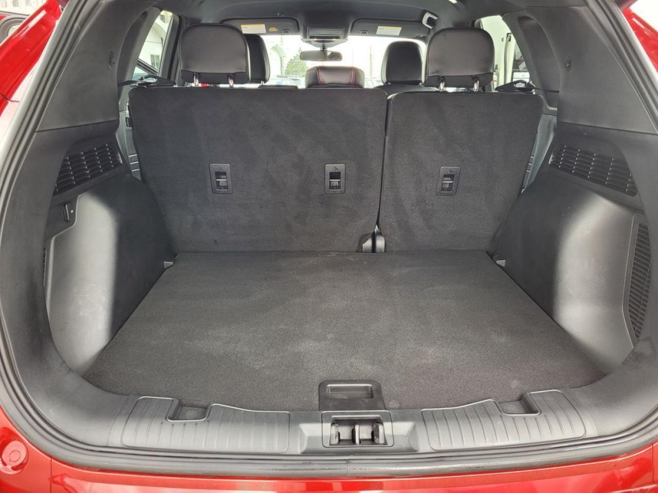 2024 Ford Escape ST-Line Photo29