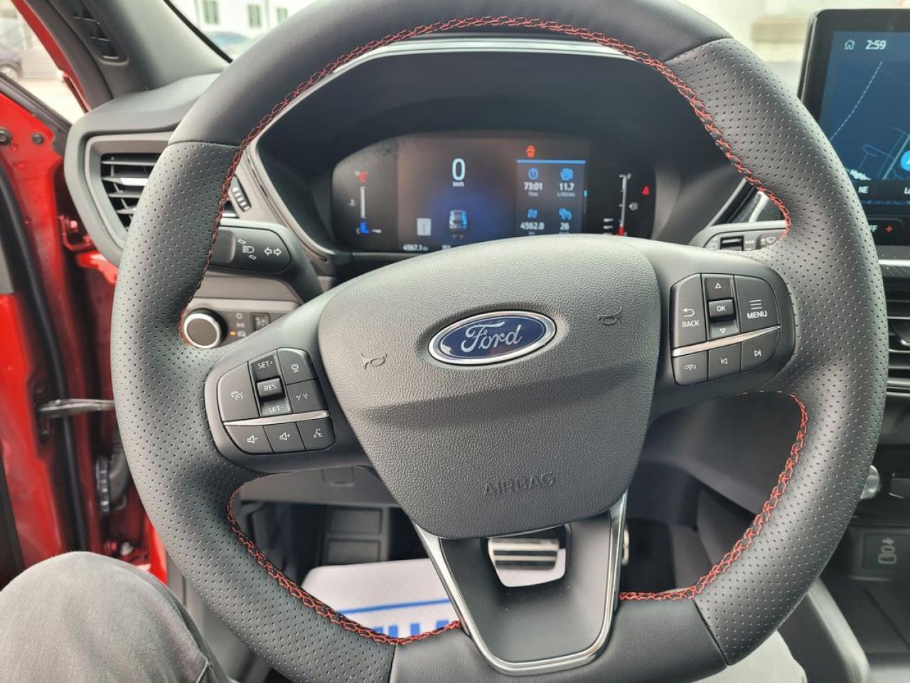 2024 Ford Escape ST-Line Photo14