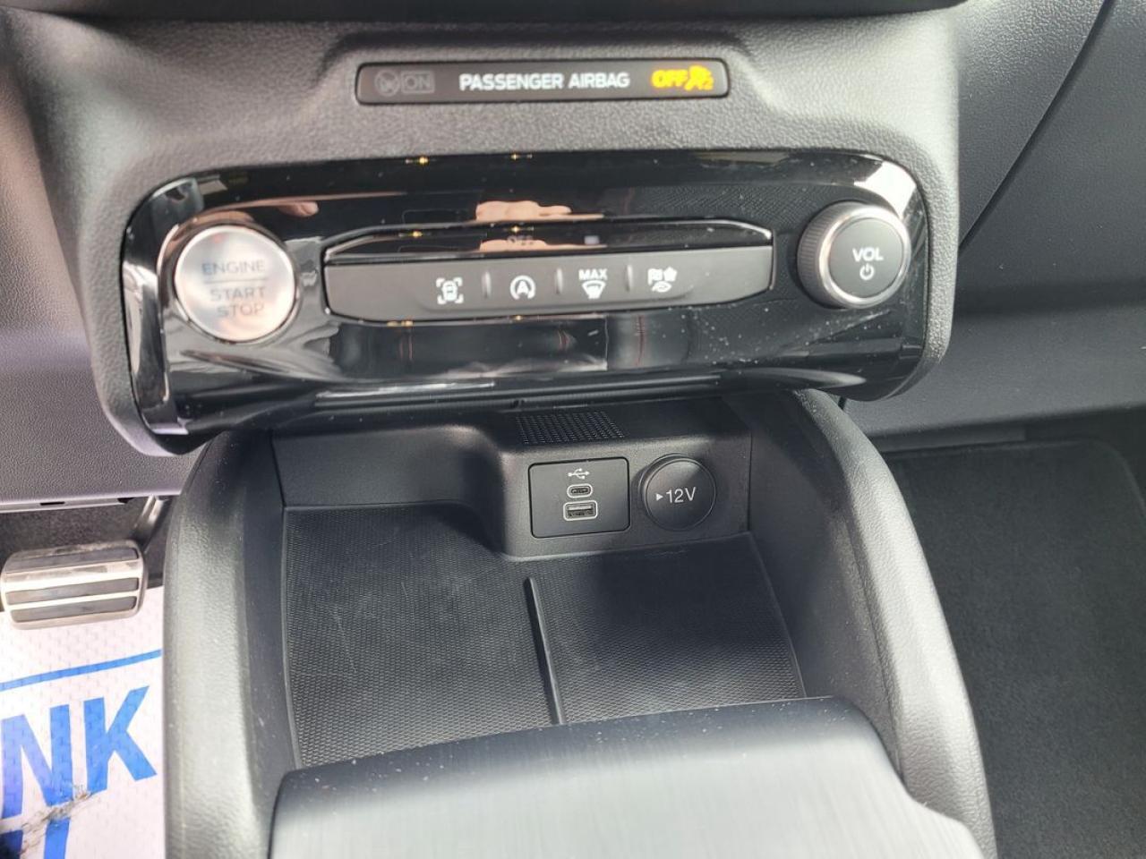 2024 Ford Escape ST-Line Photo34