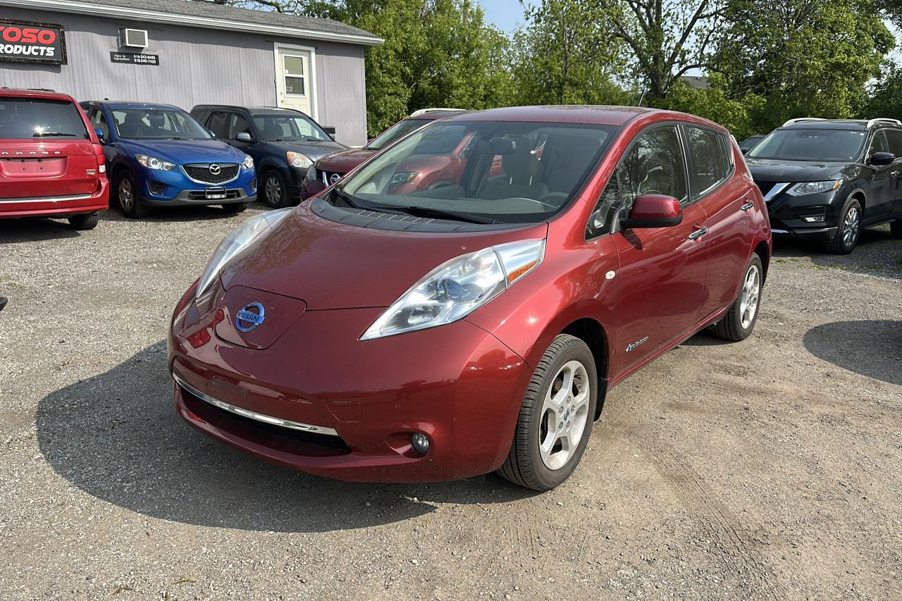 2012 Nissan Leaf SL - Photo #2