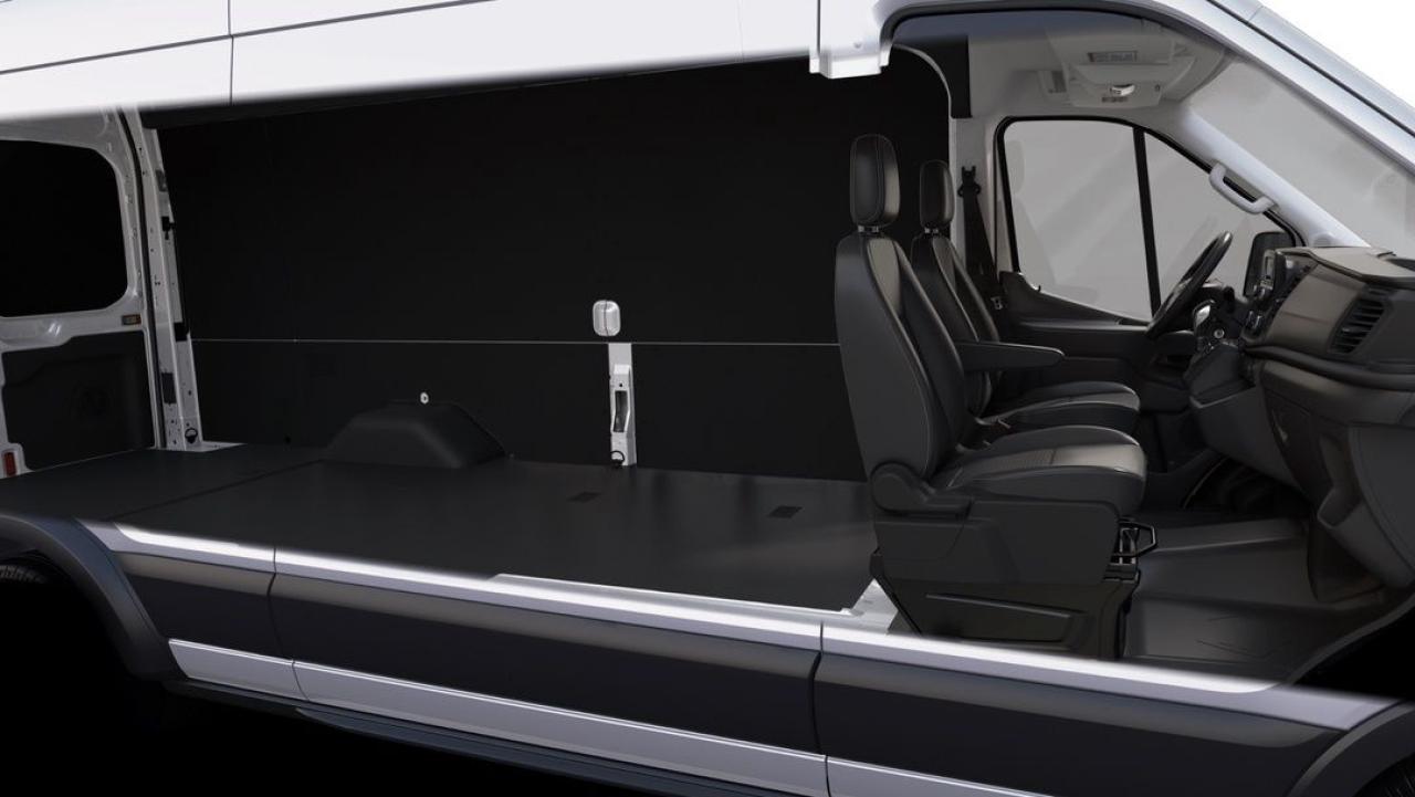2025 Ford Transit Cargo Van Photo6
