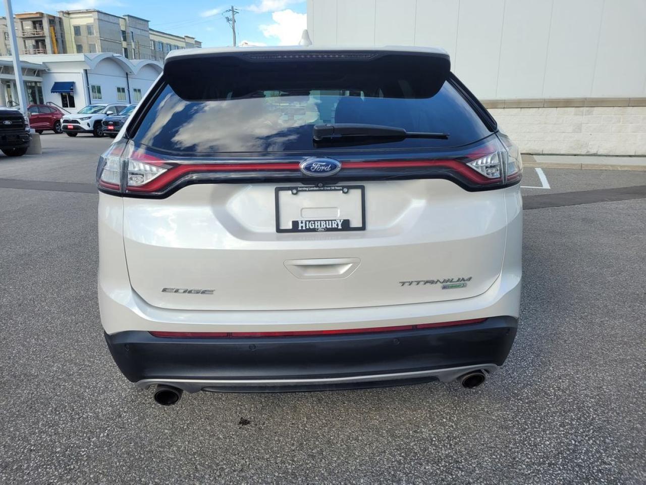 2018 Ford Edge Titanium Photo23