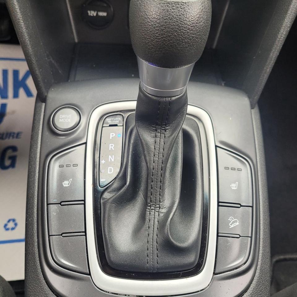2018 Hyundai KONA Essential Photo33