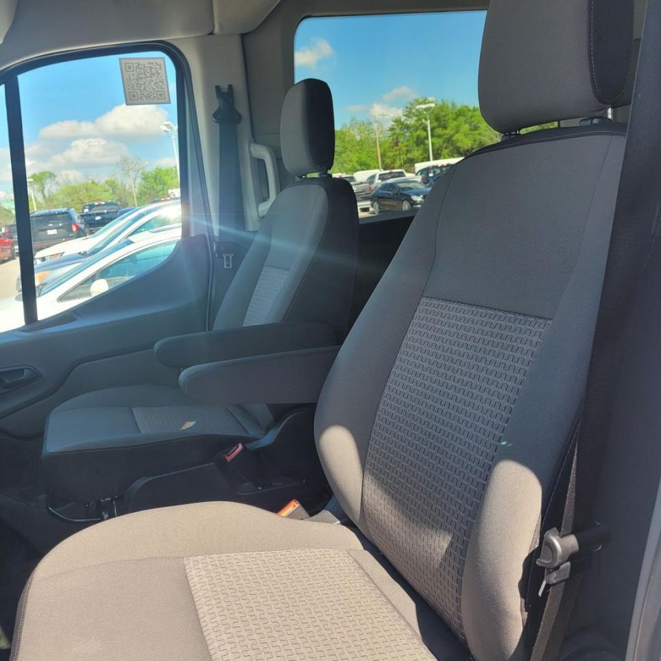 2024 Ford Transit T-350 XL Photo30