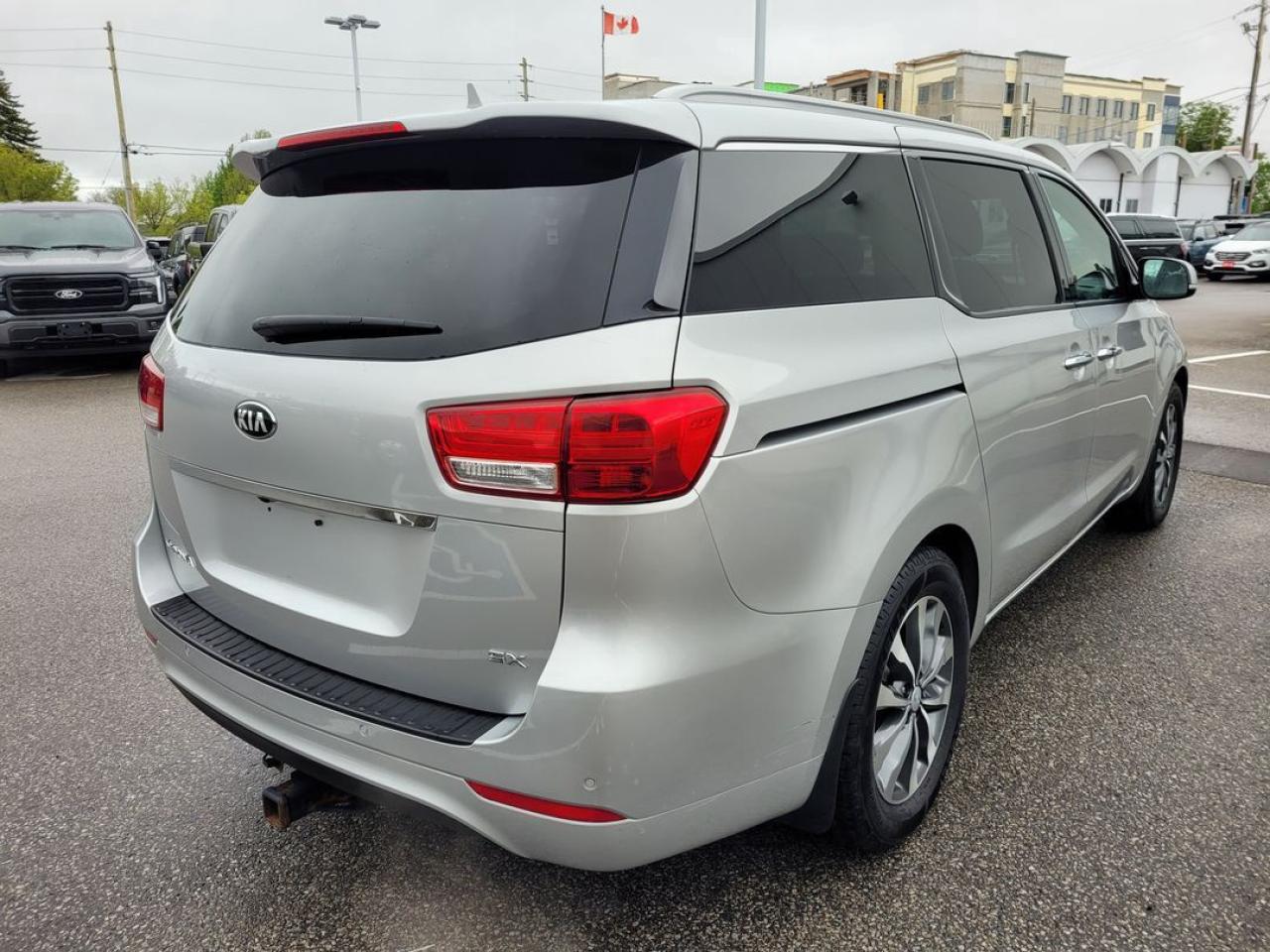 2018 Kia Sedona SX Photo24