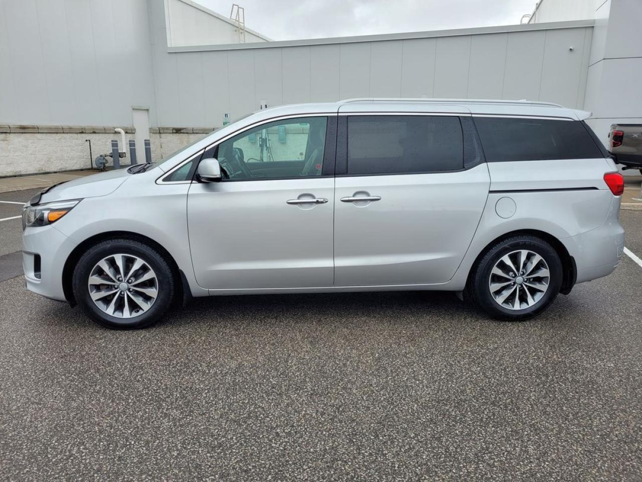 2018 Kia Sedona SX Photo21
