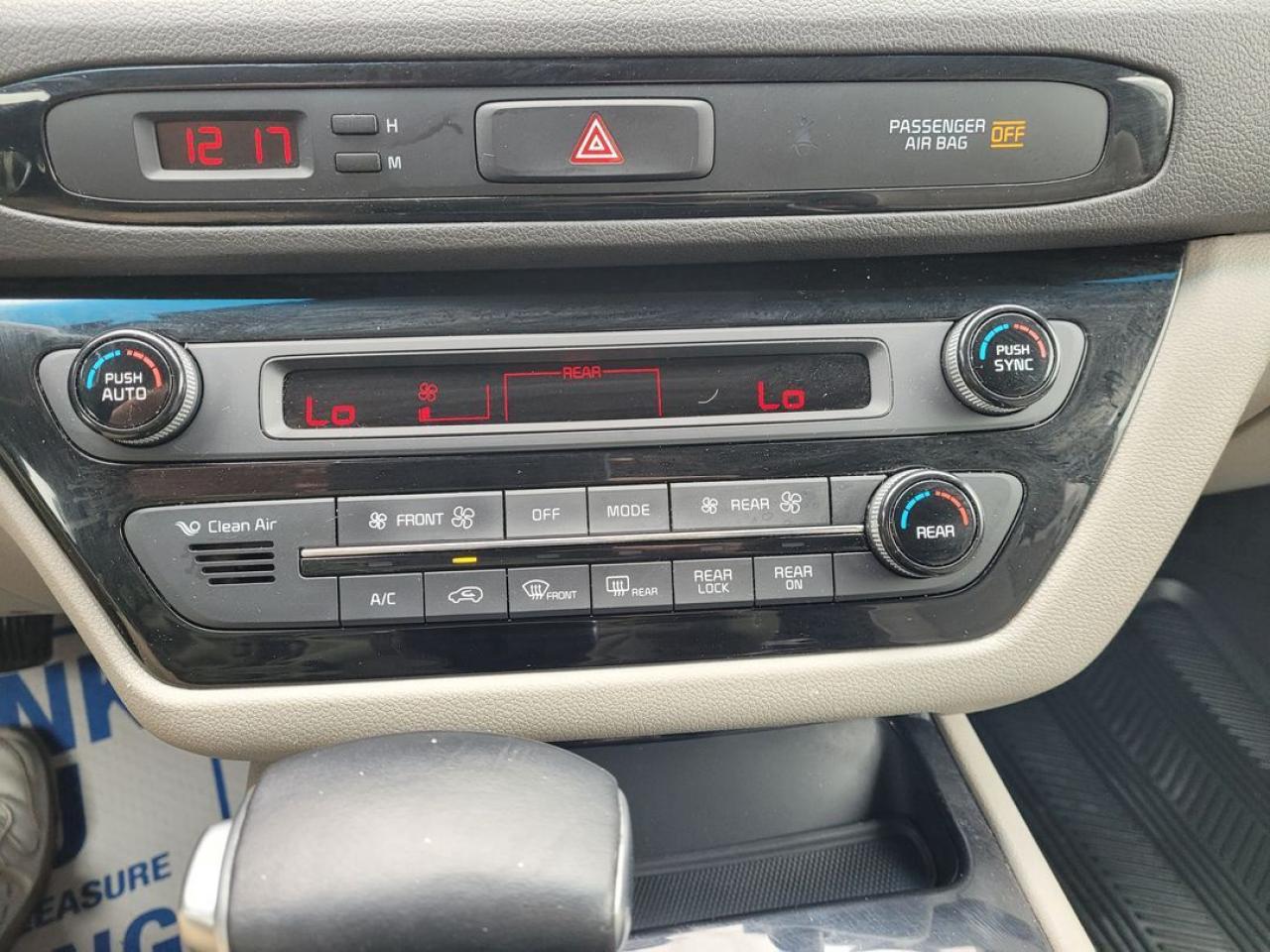 2018 Kia Sedona SX Photo36
