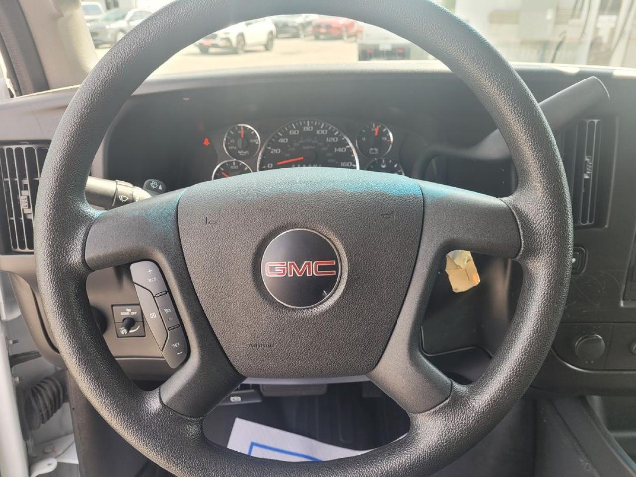 2023 GMC Savana 2500 Work Van Photo11