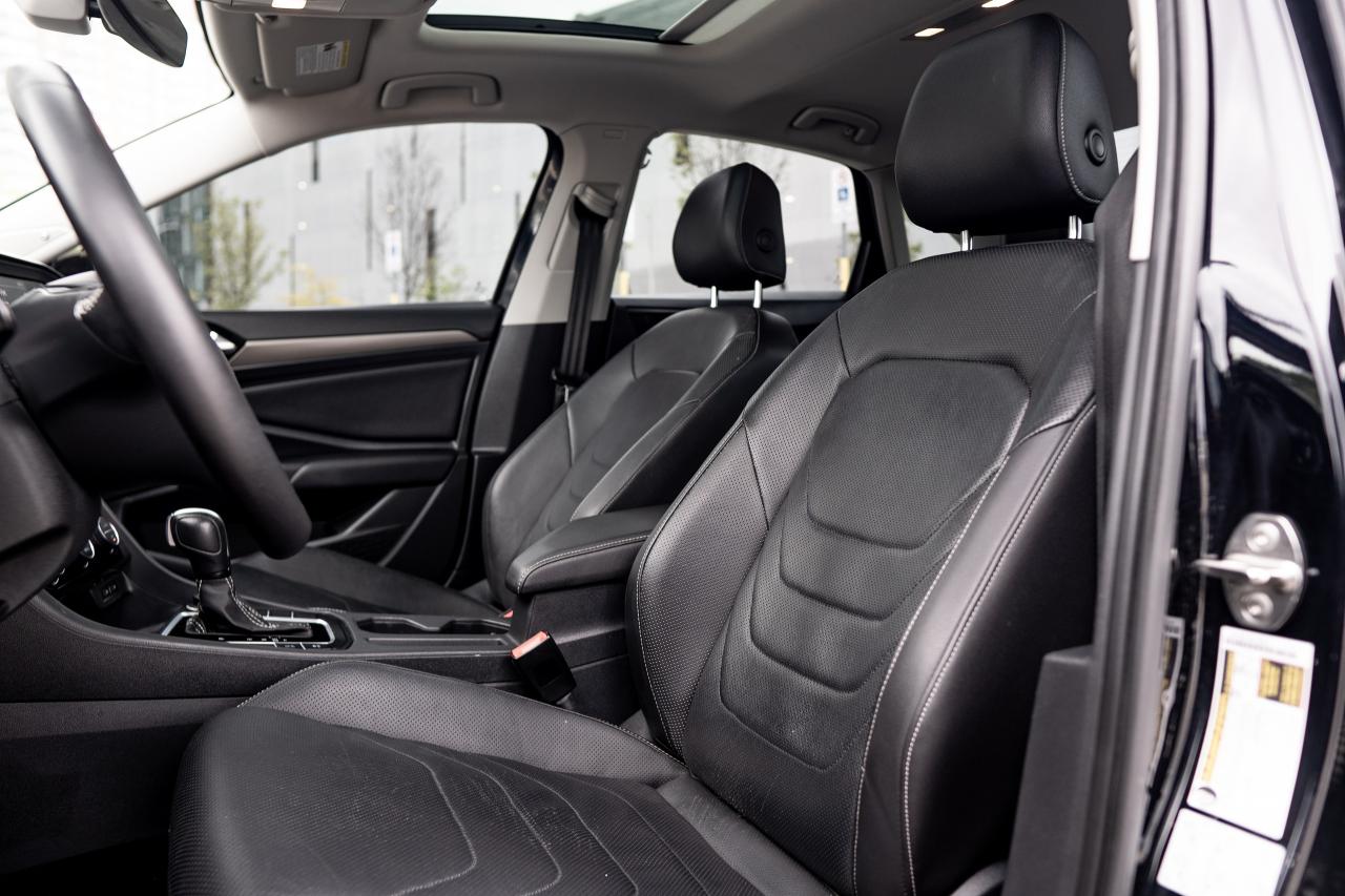 2021 Volkswagen Jetta Execline | NO ACCIDENT | CLEAN CARFAX | - Photo #8