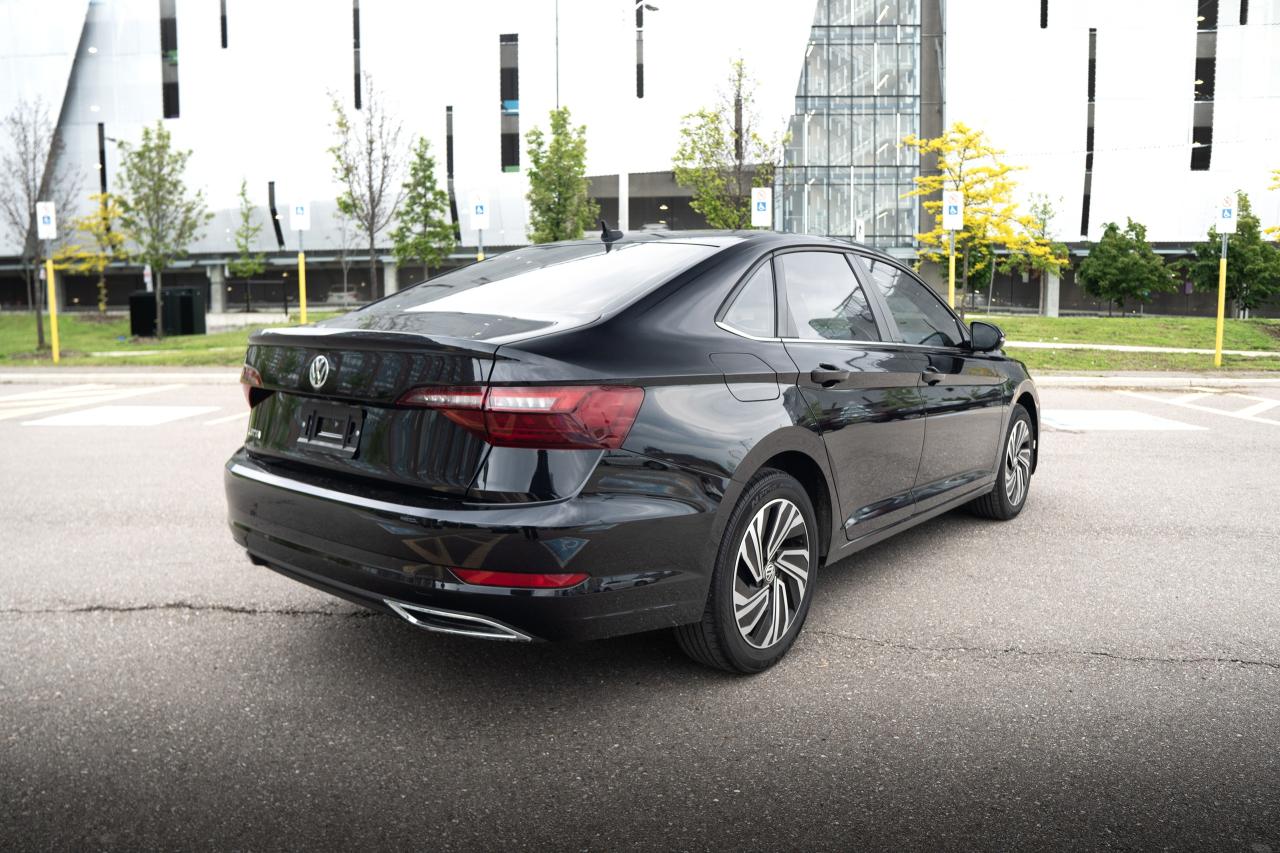 2021 Volkswagen Jetta Execline | NO ACCIDENT | CLEAN CARFAX | - Photo #4