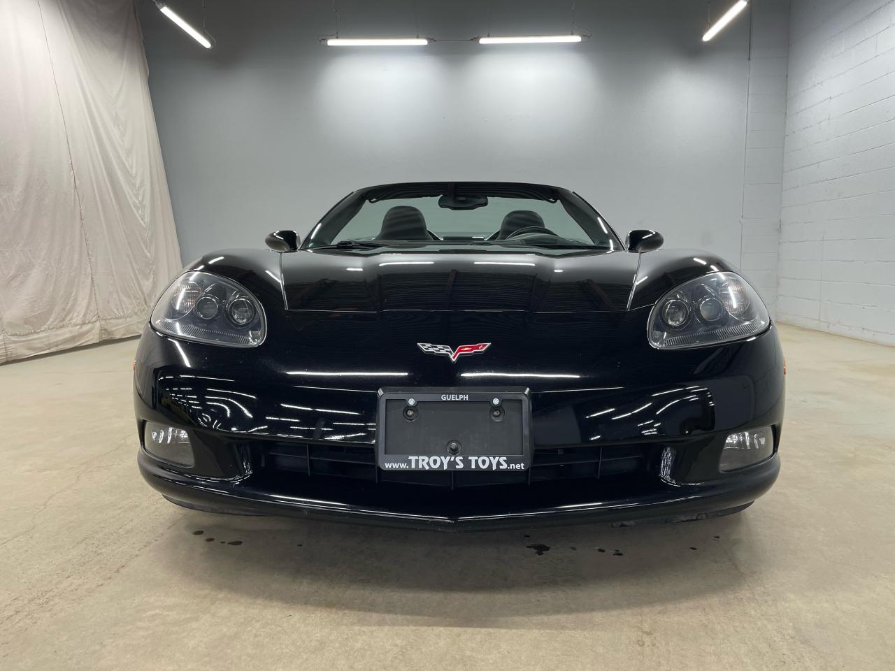 2005 Chevrolet Corvette 2dr Convertible Photo2
