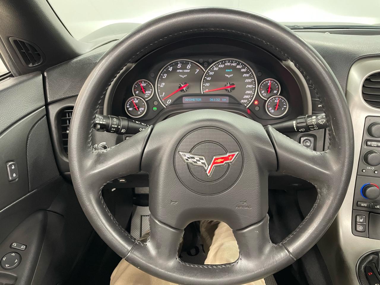 2005 Chevrolet Corvette 2dr Convertible Photo10