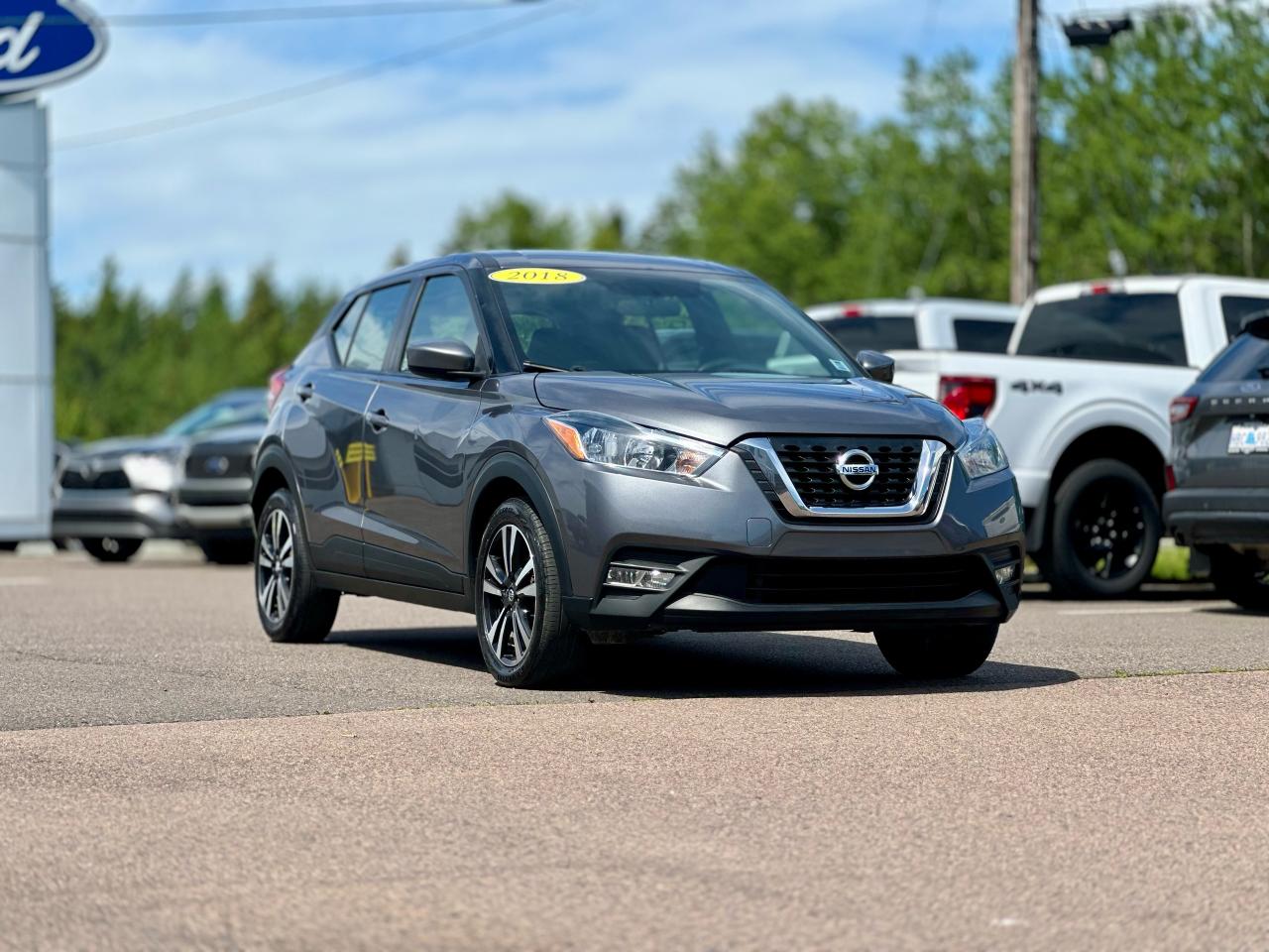 2018 Nissan Kicks SV AWD Photo5