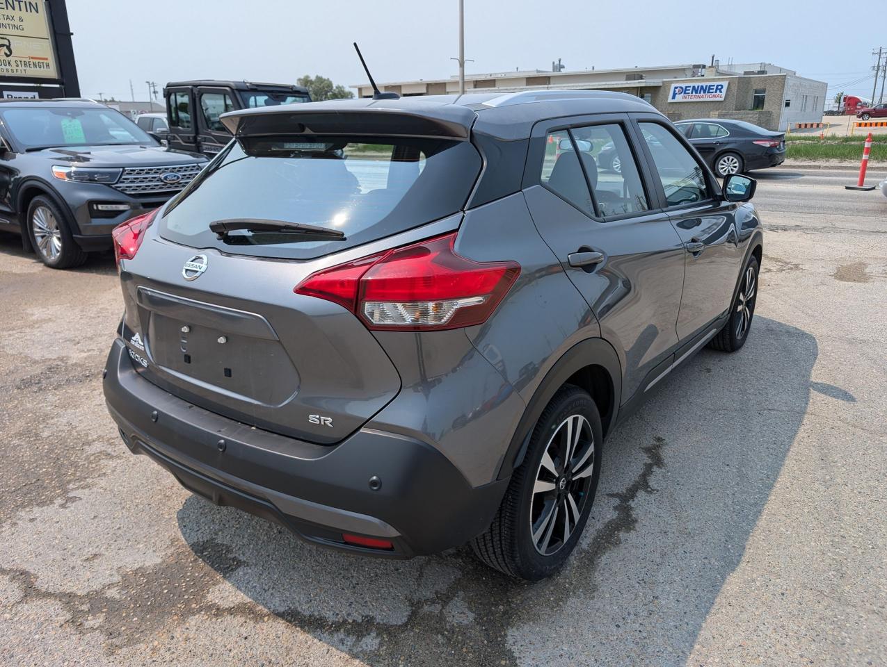 2020 Nissan Kicks SR | Command Start | Heated Seats - Photo #4