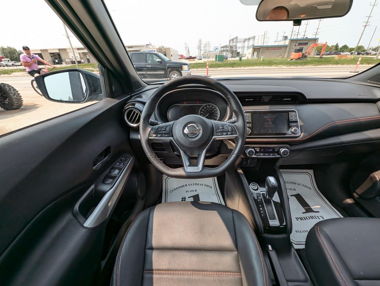 2020 Nissan Kicks SR | Command Start | Heated Seats - Photo #9