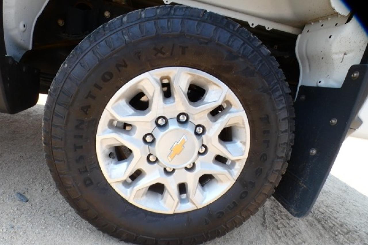2024 Chevrolet Silverado 3500 Work Truck w/Power cloth seats, BUC - Photo #17