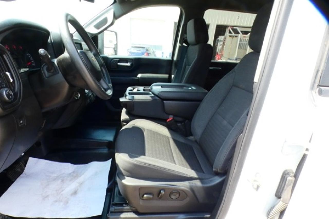 2024 Chevrolet Silverado 3500 Work Truck w/Power cloth seats, BUC - Photo #10