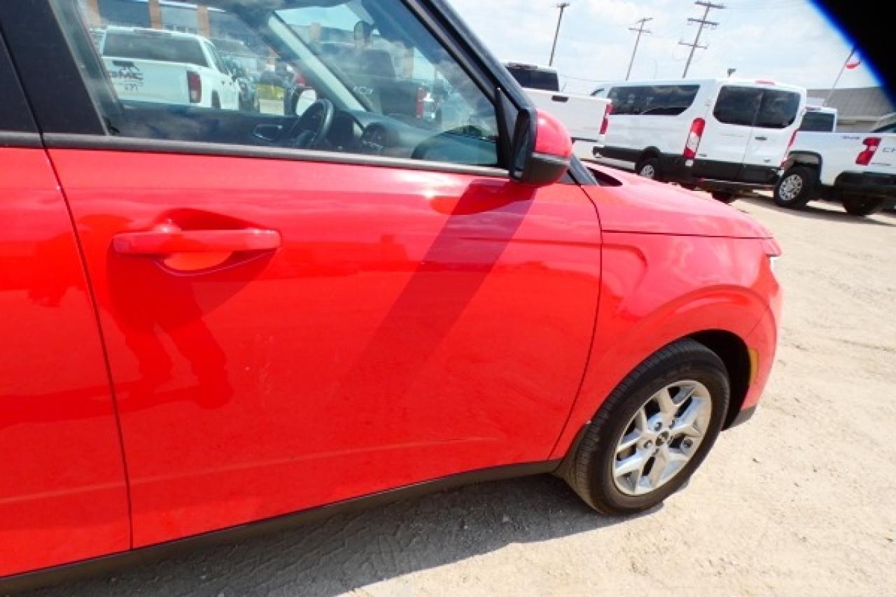 2025 Kia Soul EX w/Htd cloth, BUC - Photo #34