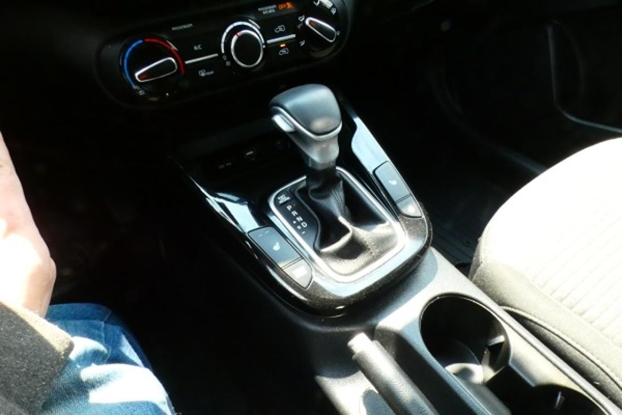 2025 Kia Soul EX w/Htd cloth, BUC - Photo #16