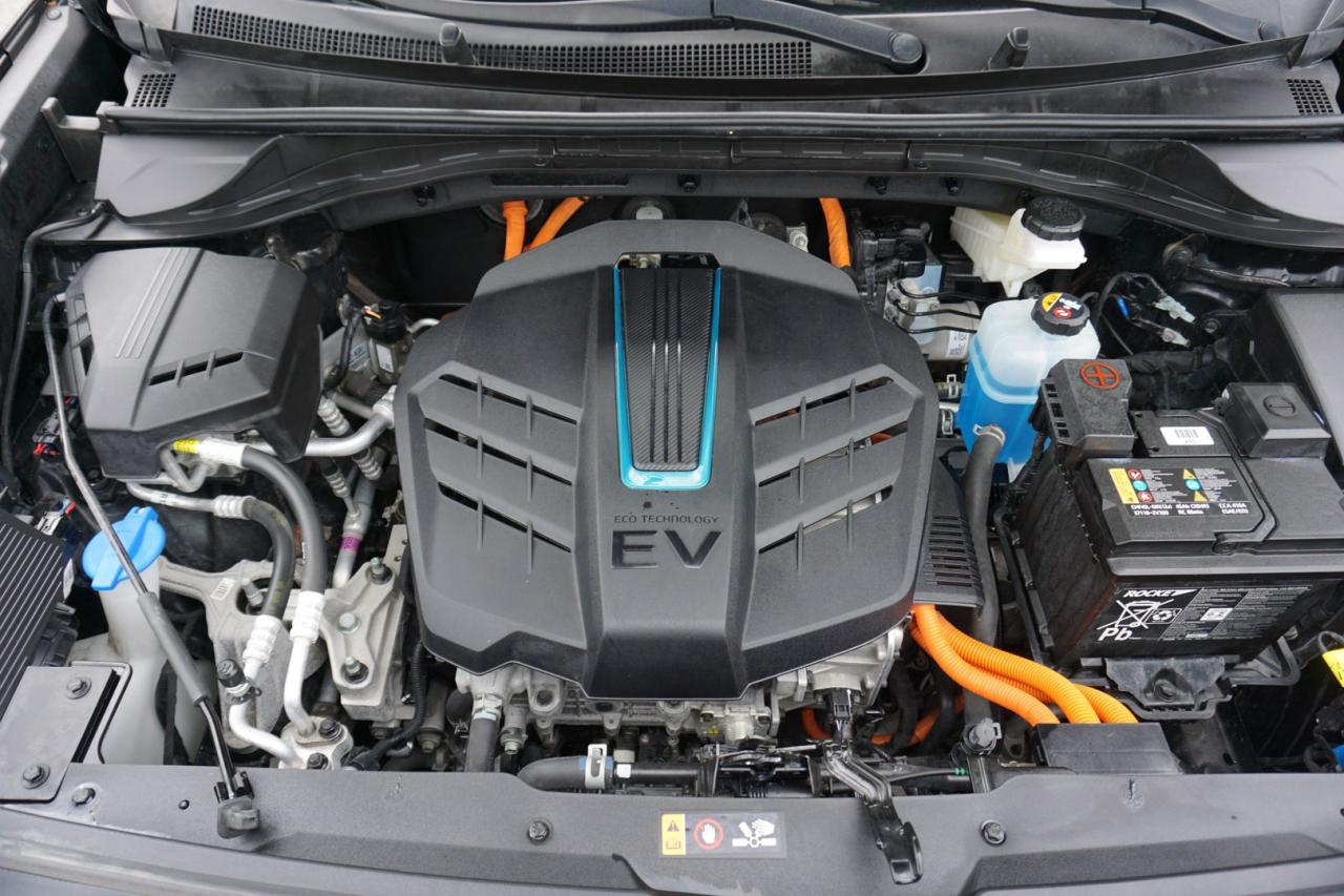 2020 Kia NIRO EV EX PREMIUM CERTIFIED *1 OWNER* CAMERA NAV BLUETOOTH LEATHER HEAT/COOL SUNROOF CRUISE ALLOYS - Photo #45