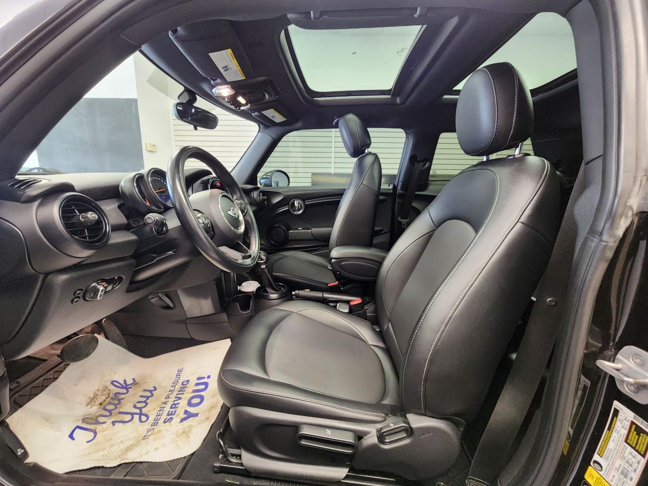 2018 MINI Cooper COOPER CLEAN CARFAX NO ACCIDENTS - Photo #12