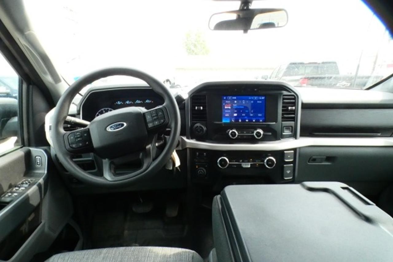 2023 Ford F-150 XLT w/Power cloth seats, NAV, BUC - Photo #11