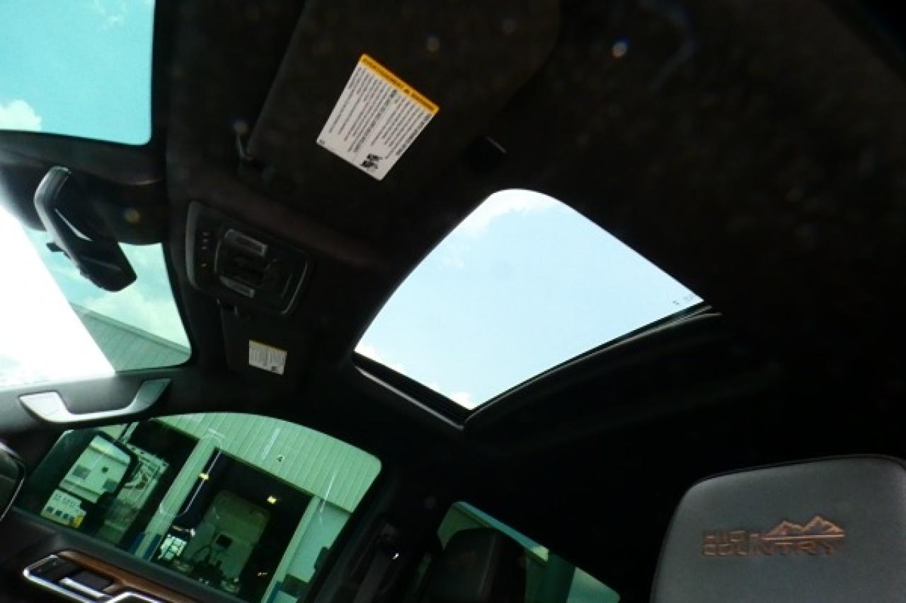 2024 Chevrolet Silverado 2500 High Country DURA DSL w/H&C L, S/R, NAV, BUC - Photo #18