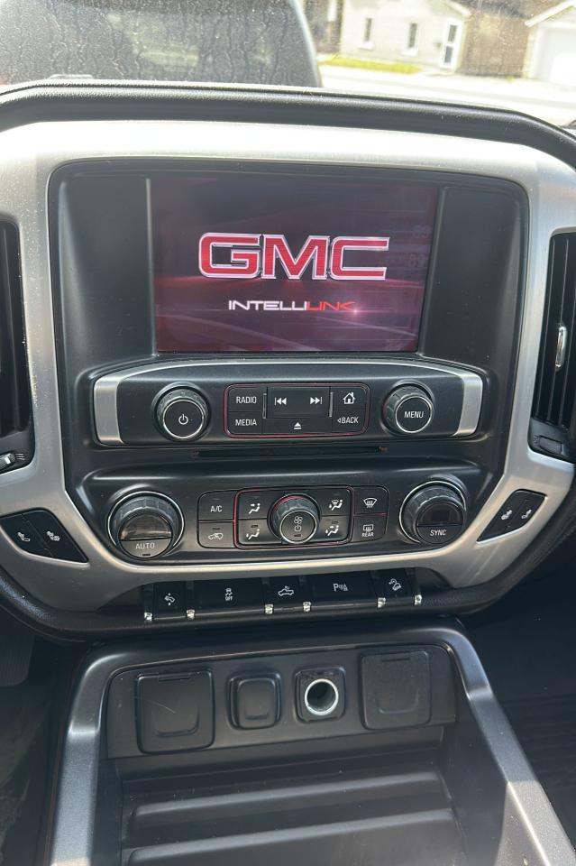 2015 GMC Sierra 1500 SLE - Photo #10
