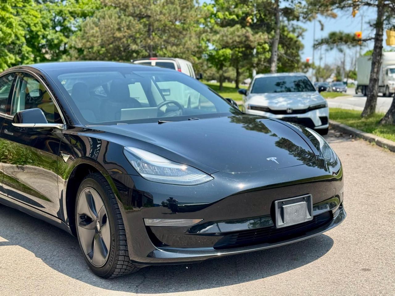 2020 Tesla Model 3 STANDARD RANGE PLUS Photo3