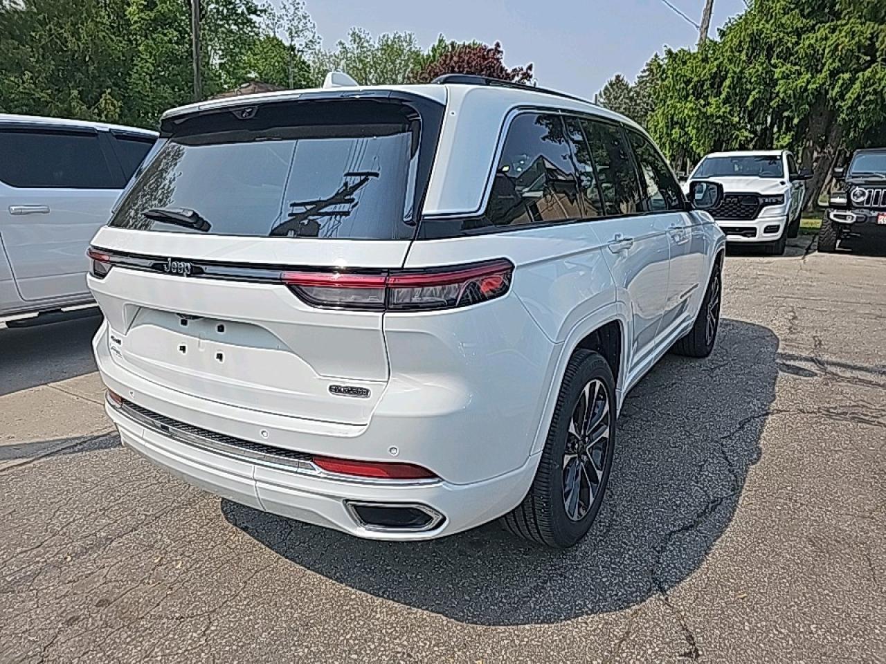 2022 Jeep Grand Cherokee Overland USED CAR YEAR END SALE!! Photo4