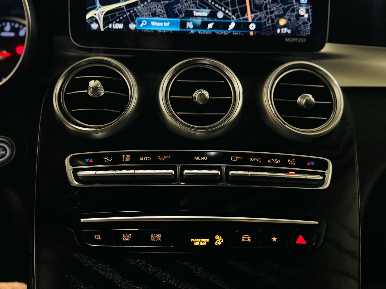 2020 Mercedes-Benz GLC 300 GLC 300 - Photo #18