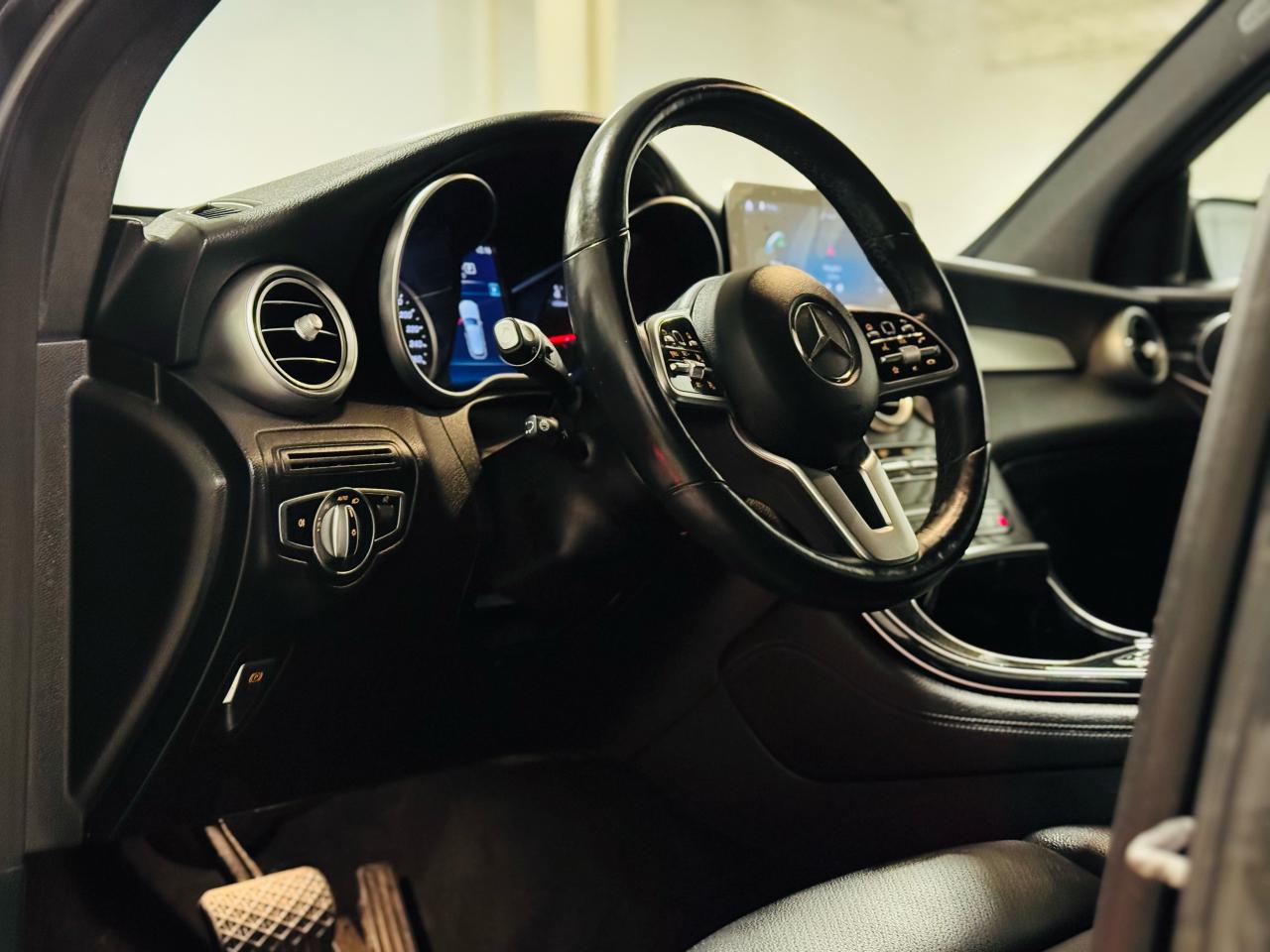 2020 Mercedes-Benz GLC 300 GLC 300 - Photo #9
